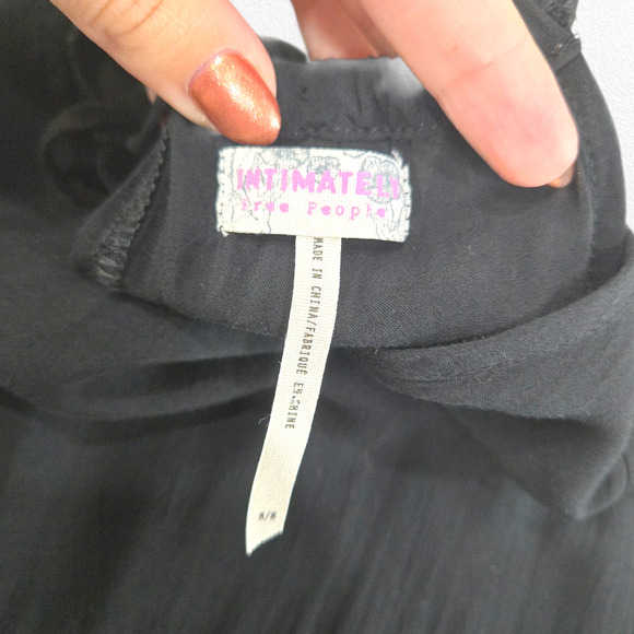 Free People Intimately Black Lace Slip Nightgown V-Neck Chemise Size Medium - Picture 5 of 11